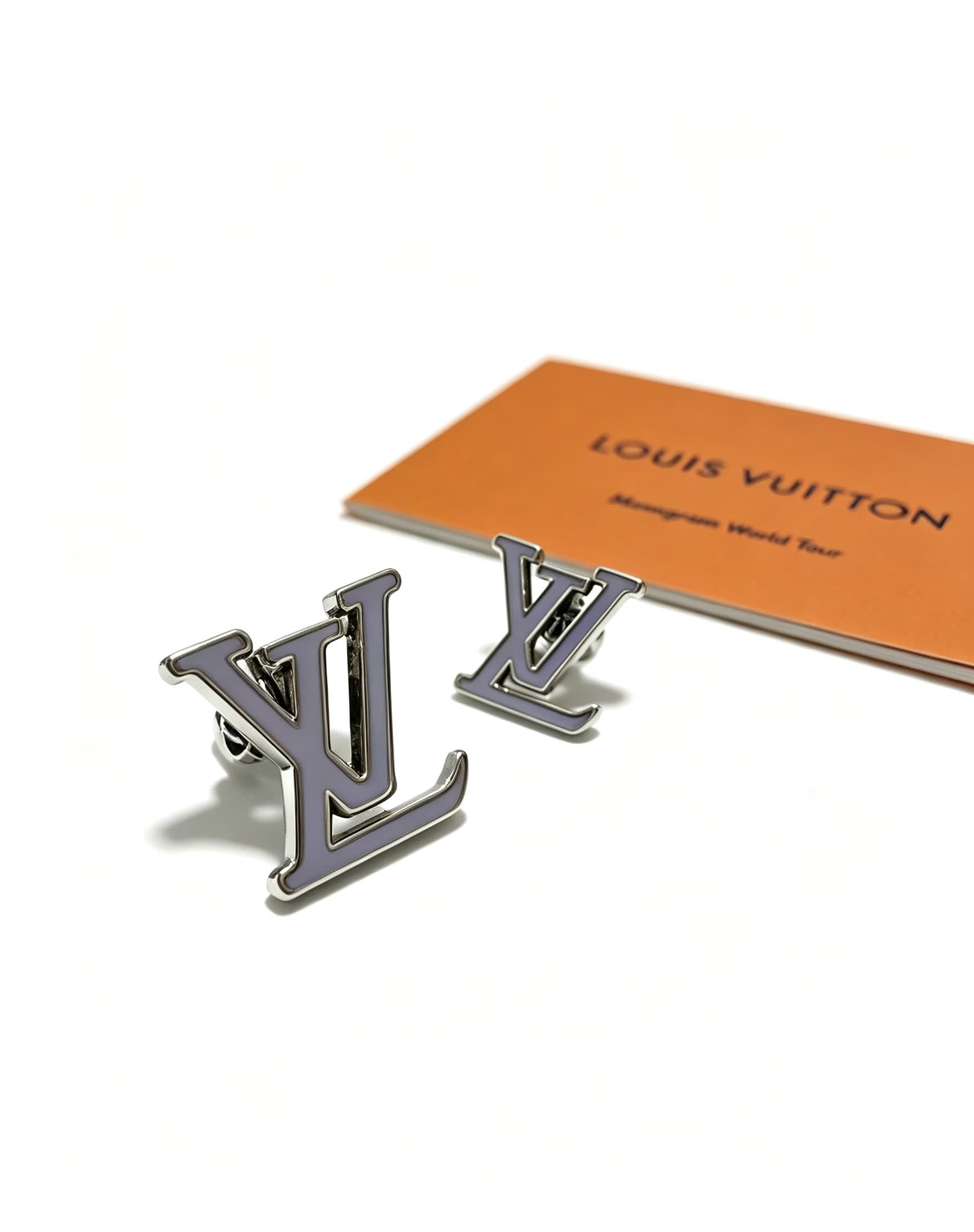 Louis Vuitton Earrings - Metallic 'LV' Logo Design